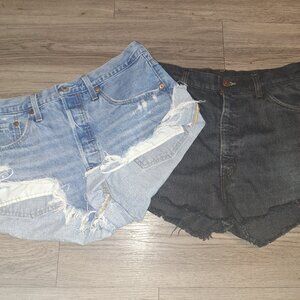 2 Levi's shorts.